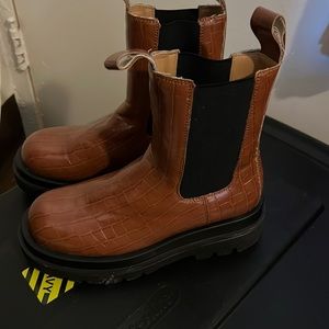 Brown Platform Boots